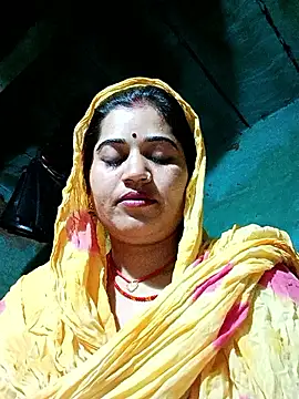 Hot kamla online show from 02/13/26, 11:45