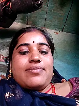 Hot kamla online show from 04/15/26, 05:36