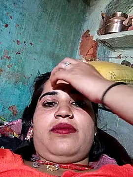 Hot kamla online show from 04/17/26, 06:49