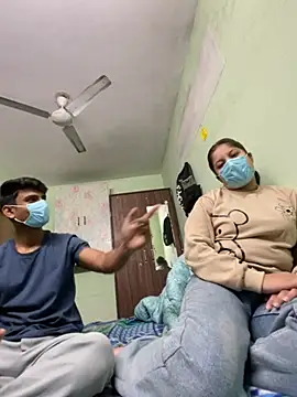 Cute hotzara online show from 11/26/25, 04:35