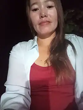 Snapshot of Lyly_sexyy chatting on 06/04/26, 01:17 Lyly sexyy online show from 06/04/26, 01:17