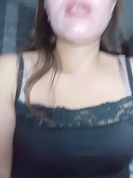 Snapshot of Lyly_sexyy chatting on 06/20/26, 12:41 Lyly sexyy online show from 06/20/26, 12:41