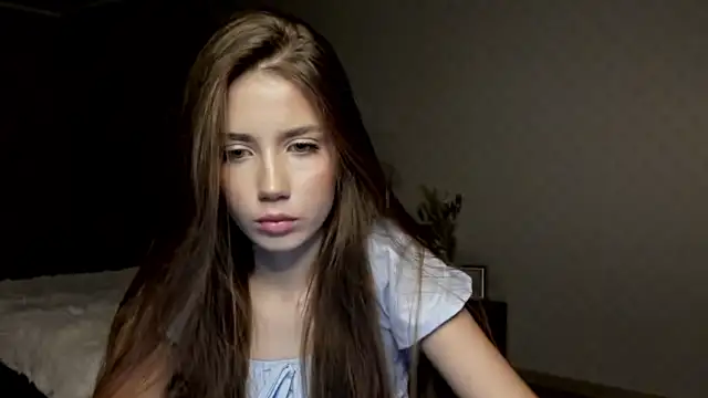 Aurora Glow21 online show from 11/16/25, 11:16