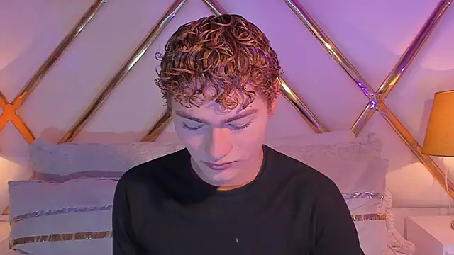 JacobRusso online show from 04/11/26, 09:19