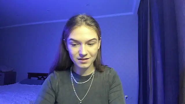 luna lust 212 online show from 11/28/25, 03:20