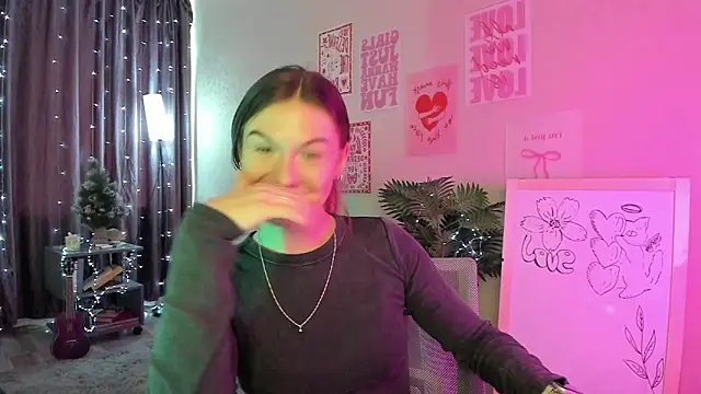 luna lust 212 online show from 03/02/26, 07:15