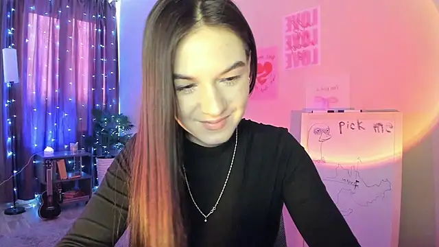 luna lust 212 online show from 03/23/26, 04:27