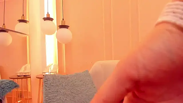 CarolinnaSaenz online show from 03/23/26, 11:36