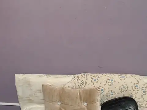 divina kira online show from 11/19/25, 08:03