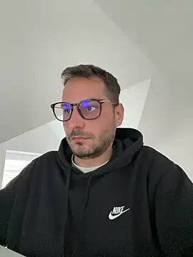 brrratan online show from 11/12/25, 01:55