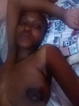 Beverlygurlx6 online show from 02/12/26, 10:49