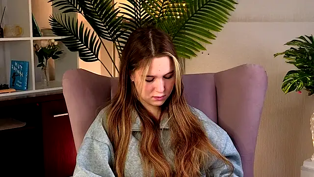 Snapshot of DanielaBeaty chatting on 11/16/25, 01:17 DanielaBeaty online show from 11/16/25, 01:17