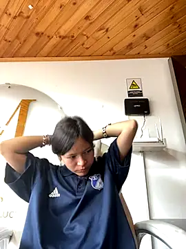 ninffa 18 online show from 11/13/25, 08:08