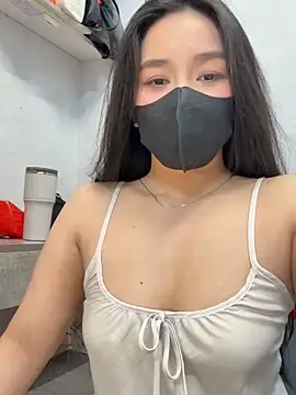 Tina 2k3 online show from 04/18/26, 07:23