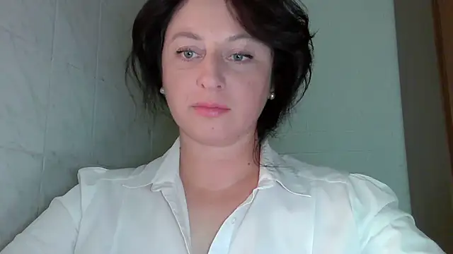 Snapshot of MelinaAx chatting on 06/24/26, 08:02 MelinaAx online show from 06/24/26, 08:02