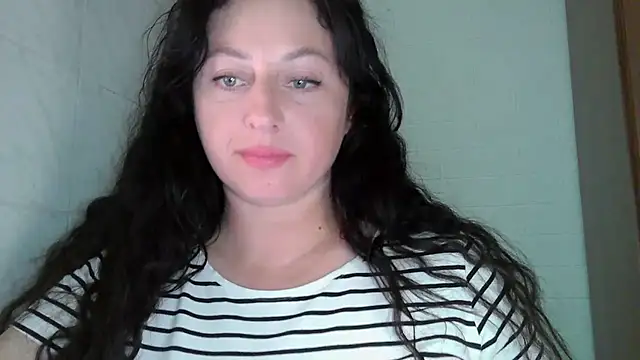 Snapshot of MelinaAx chatting on 06/26/26, 08:41 MelinaAx online show from 06/26/26, 08:41