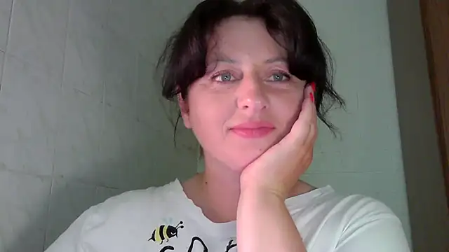 Snapshot of MelinaAx chatting on 06/30/26, 07:59 MelinaAx online show from 06/30/26, 07:59