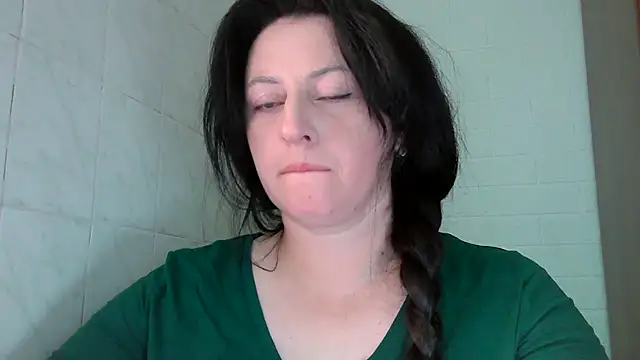 Snapshot of MelinaAx chatting on 07/11/26, 07:38 MelinaAx online show from 07/11/26, 07:38