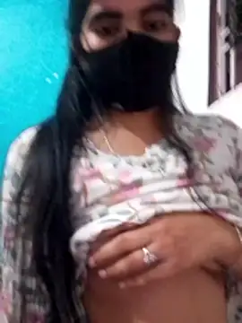 Snapshot of isha_sharma2002 chatting on 01/14/26, 12:55 isha sharma2002 online show from 01/14/26, 12:55