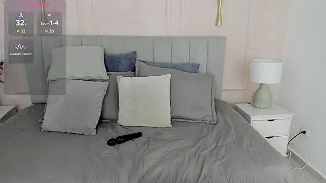 Snapshot of Dulce_emi chatting on 04/23/26, 12:29 Dulce emi online show from 04/23/26, 12:29