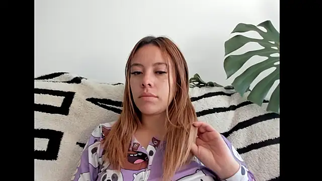 Abbiejohnson online show from 05/01/26, 12:54
