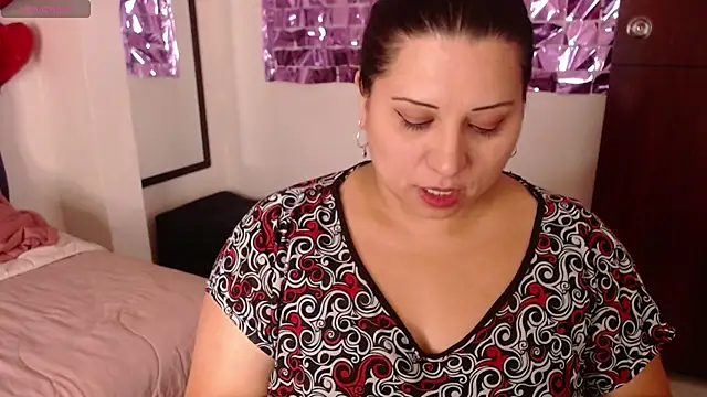 Snapshot of Catalinajane1 chatting on 05/08/26, 07:41 Catalinajane1 online show from 05/08/26, 07:41