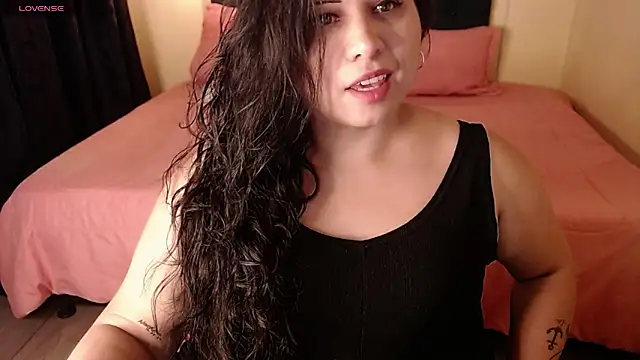 Snapshot of Catalinajane1 chatting on 05/23/26, 07:18 Catalinajane1 online show from 05/23/26, 07:18