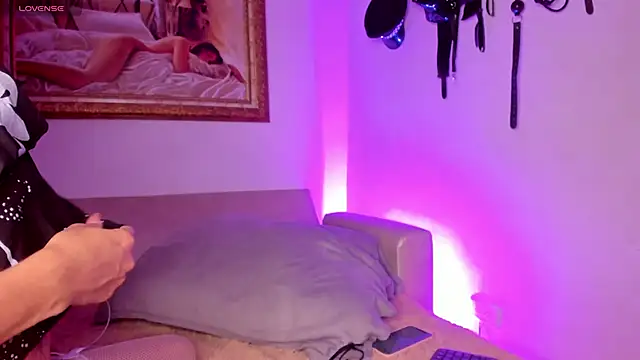 VeronicaSmith OS online show from 03/18/26, 07:39