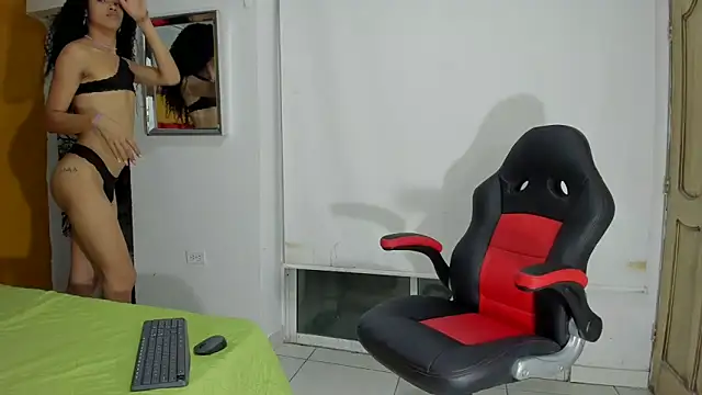 Zaira sofiaa online show from 02/18/26, 02:18