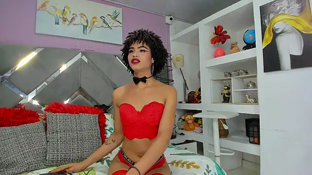 Snapshot of Zaira_sofiaa chatting on 05/05/26, 02:30 Zaira sofiaa online show from 05/05/26, 02:30