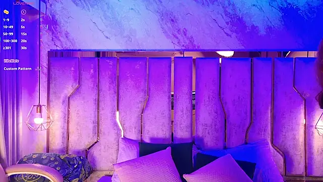 nix wolf online show from 11/26/25, 03:18