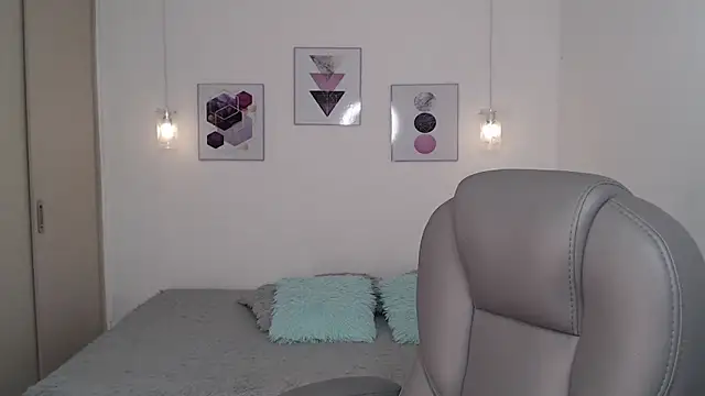 selene rouse  online show from 05/20/26, 11:55