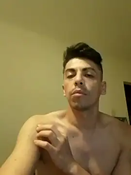 Snapshot of roddyron1n chatting on 11/17/25, 01:22 roddyron1n online show from 11/17/25, 01:22