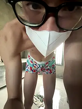 MEFUN- online show from 12/04/25, 02:21