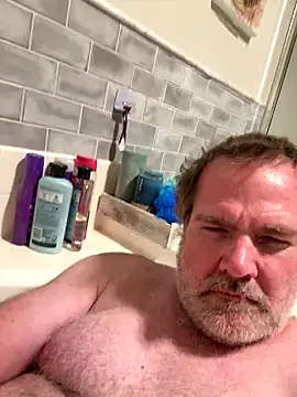 Snapshot of yourdream6969 chatting on 11/14/25, 07:40 yourdream6969 online show from 11/14/25, 07:40