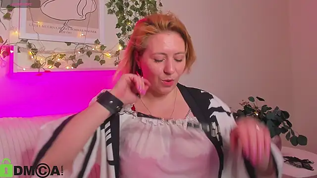 miss lisaaa online show from 11/16/25, 03:01