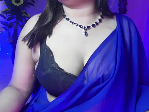 Saira Hotty online show from 03/02/26, 04:14