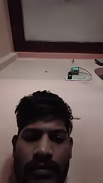 Ritik143jhil online show from 04/08/26, 11:32