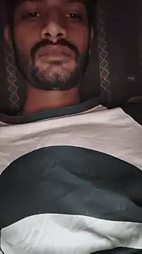 Ritik143jhil online show from 04/11/26, 06:56