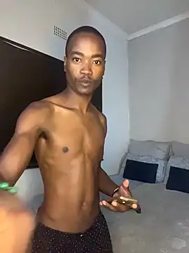 Snapshot of Boytoy_BigD chatting on 12/21/25, 09:22 Boytoy BigD online show from 12/21/25, 09:22