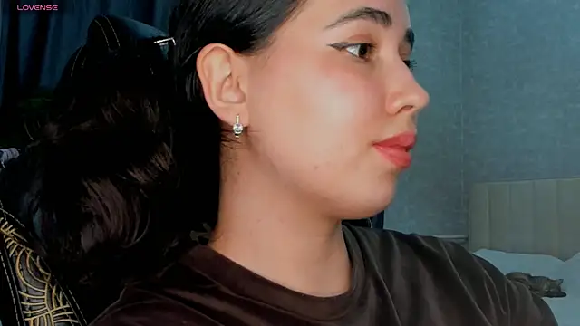 Snapshot of Diara_1an chatting on 04/25/26, 01:41 Diara 1an online show from 04/25/26, 01:41