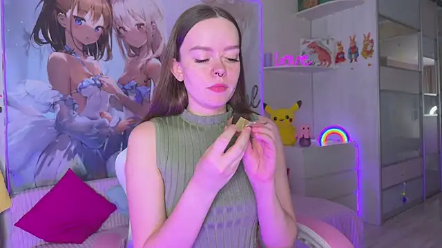 CheekySashaCharm online show from 06/08/26, 12:38