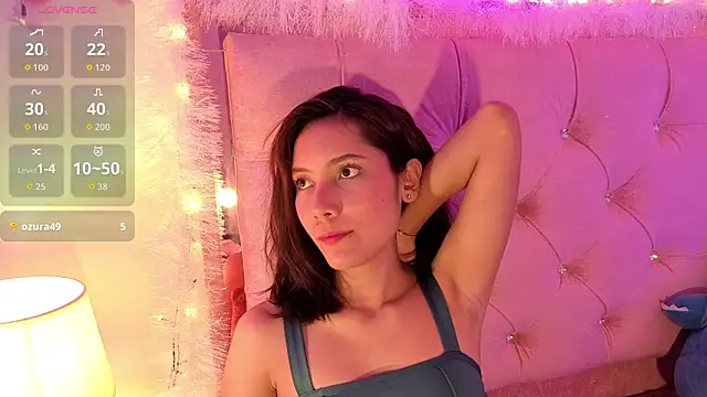 Darapresley777  online show from 12/04/25, 03:54