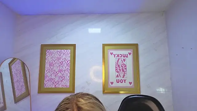 Evy Luxx v online show from 03/25/26, 04:18