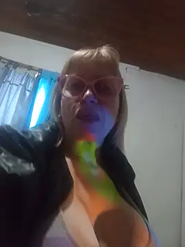 SexyMilf1211 online show from 06/14/26, 03:25