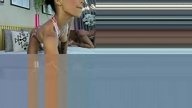 Snapshot of Gia_ricci_ chatting on 03/25/26, 04:18 Gia ricci online show from 03/25/26, 04:18