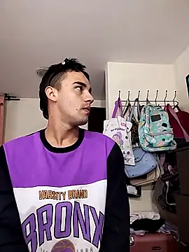 ElProhibido  online show from 11/14/25, 11:35