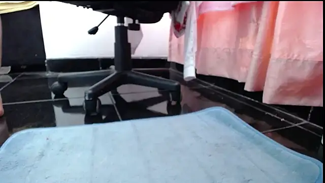 sasha sexy1 online show from 04/22/26, 05:47