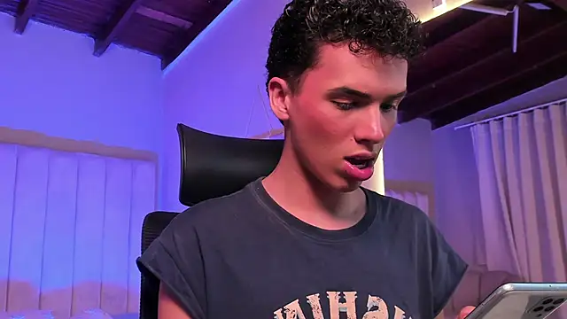 Seab trooy online show from 02/11/26, 03:11