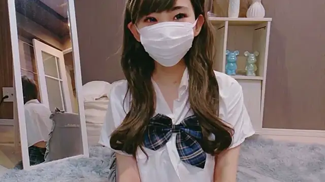 Snapshot of Melua_072_lv chatting on 03/16/26, 07:12 Melua 072 lv online show from 03/16/26, 07:12